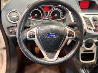 Ford Fiesta 1.25 Titanium picture 10