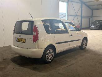 Skoda Roomster 1.2 Active picture 3