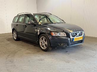 uszkodzony samochody osobowe Volvo V-50 1.6D S/S Summum 2009/12