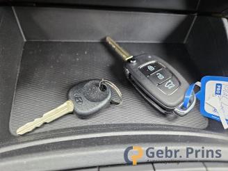 Hyundai I-10 i10, Hatchback, 2019 1.0 12V picture 19