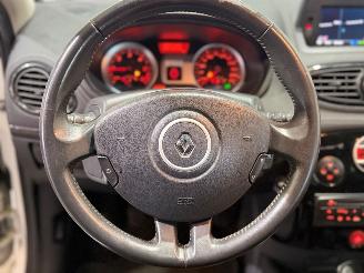 Renault Clio 1.5 dCi Night & Day picture 10