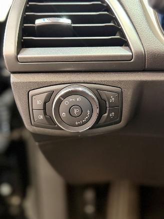 Ford Mondeo 1.0 EcoBoost Trend picture 14