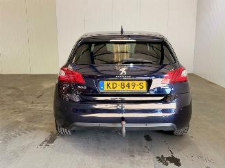 Peugeot 308 1.2 PureTech Blue Lease Executive picture 8