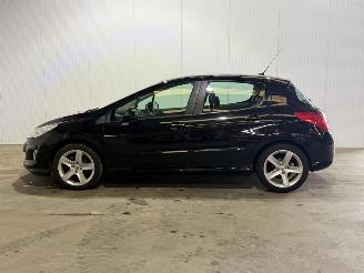 Peugeot 308 1.6 THP XT picture 6