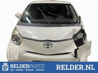 disassembly passenger cars Toyota iQ iQ, Hatchback 3-drs, 2009 / 2015 1.0 12V VVT-i 2010/2