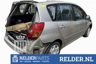 Toyota Corolla-verso Corolla Verso (E12), MPV, 2001 / 2004 2.0 D-4D 16V 90 picture 4