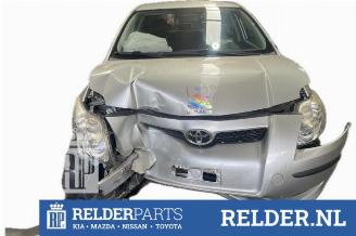 Vrakbiler auto Toyota Auris Auris (E15), Hatchback, 2006 / 2012 1.6 Dual VVT-i 16V 2009/3