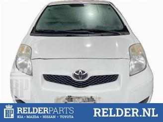 Salvage car Toyota Yaris Yaris II (P9), Hatchback, 2005 / 2014 1.0 12V VVT-i 2010/9