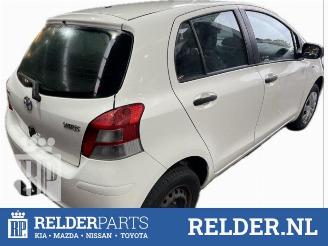 Toyota Yaris Yaris II (P9), Hatchback, 2005 / 2014 1.0 12V VVT-i picture 6