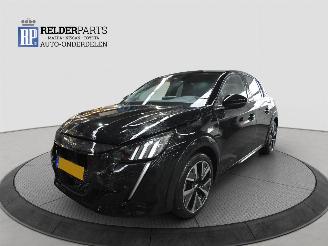 skadebil auto Peugeot 208 1.2 GT LINE PURE TECH 2020/8