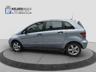 Mercedes B-klasse B-150 picture 3