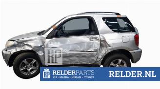 Toyota Rav-4 RAV4 (A2), Terreinwagen, 2000 / 2005 2.0 16V VVT-i 4x4 picture 3