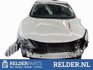 Uttjänta bilar auto Nissan Qashqai Qashqai (J11), SUV, 2013 1.2 DIG-T 16V 2015/6