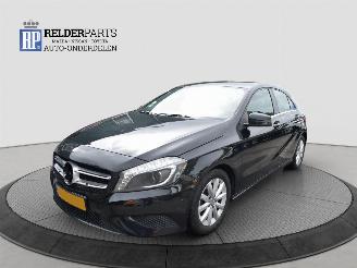Vaurioauto  passenger cars Mercedes A-klasse 180 2015/7