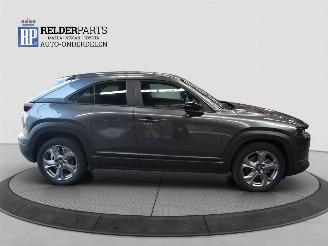 Mazda MX-30 E-SKY ACTIVE 145 picture 6