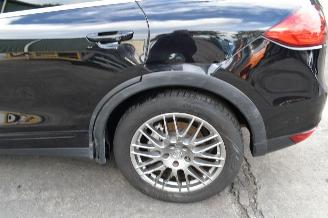 Porsche Cayenne S HYBRID 3.0 V6 picture 24