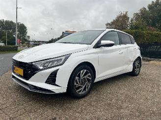 Hyundai I-20 1.0 T-GDI PREMIUM  NEW CAR 18 km ! 5 DAYS OLD ! picture 2