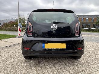 Volkswagen Up! 1.0 BMT move up! picture 7