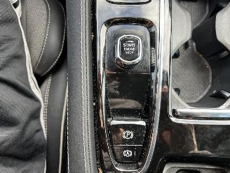Volvo V-60 2.0 T6 Plug-in hybrid AWD Plus Dark picture 23
