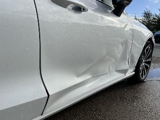 Volvo V-60 2.0 T6 Plug-in hybrid AWD Plus Dark picture 9