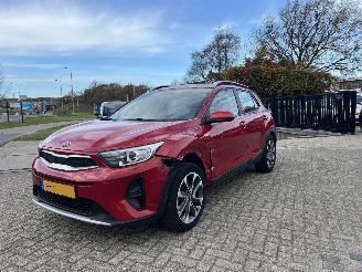 Unfallwagen Kia Stonic 1.0 T-GDi ExecutiveLine AUTOMAAT !! 2020/8