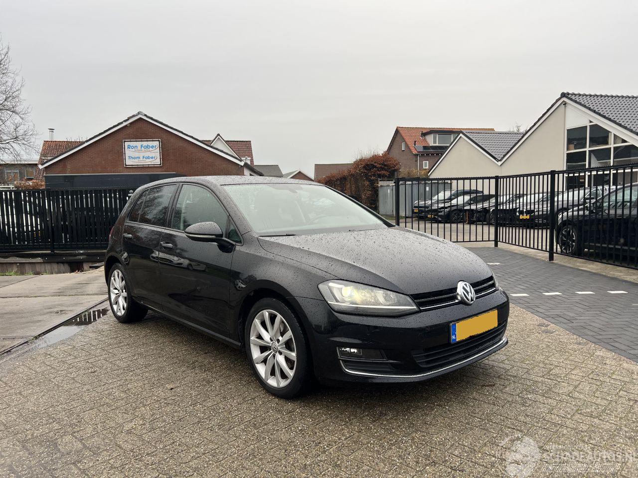 Volkswagen Golf 2.0 TDI HIGHLINE AUTOMAAT