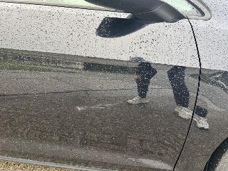 Volkswagen Golf 2.0 TDI HIGHLINE AUTOMAAT picture 24