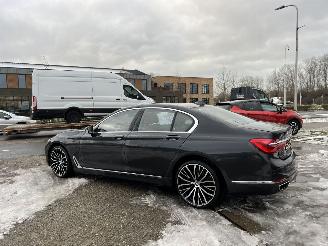 BMW 7-serie 740i High Executive Pano Waterschade picture 4