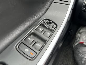 Volvo V-60 1.5 T3 R-Design picture 24