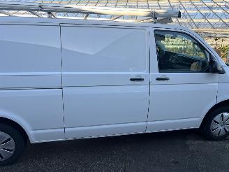 Volkswagen Transporter 2.0 TDI L2H3 28 picture 8