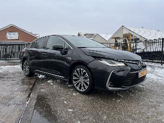 Vaurioauto  passenger cars Toyota Corolla 1.8 Hybrid Style  41.139 KM !! 2019/5