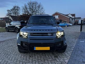 Land Rover Defender 2.0 P400e 110 X-Dynamic picture 13