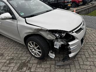 Hyundai I-30 CW 1.6i Style  1ST OWNER !! CLIMA picture 21