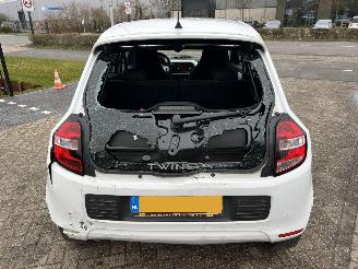 Renault Twingo 1.0 SCe Collection picture 13