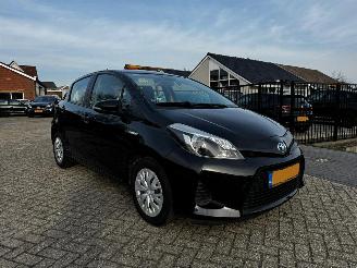 Toyota Yaris 1.5 Full Hybrid Aspiration 87.457 KM !! picture 4