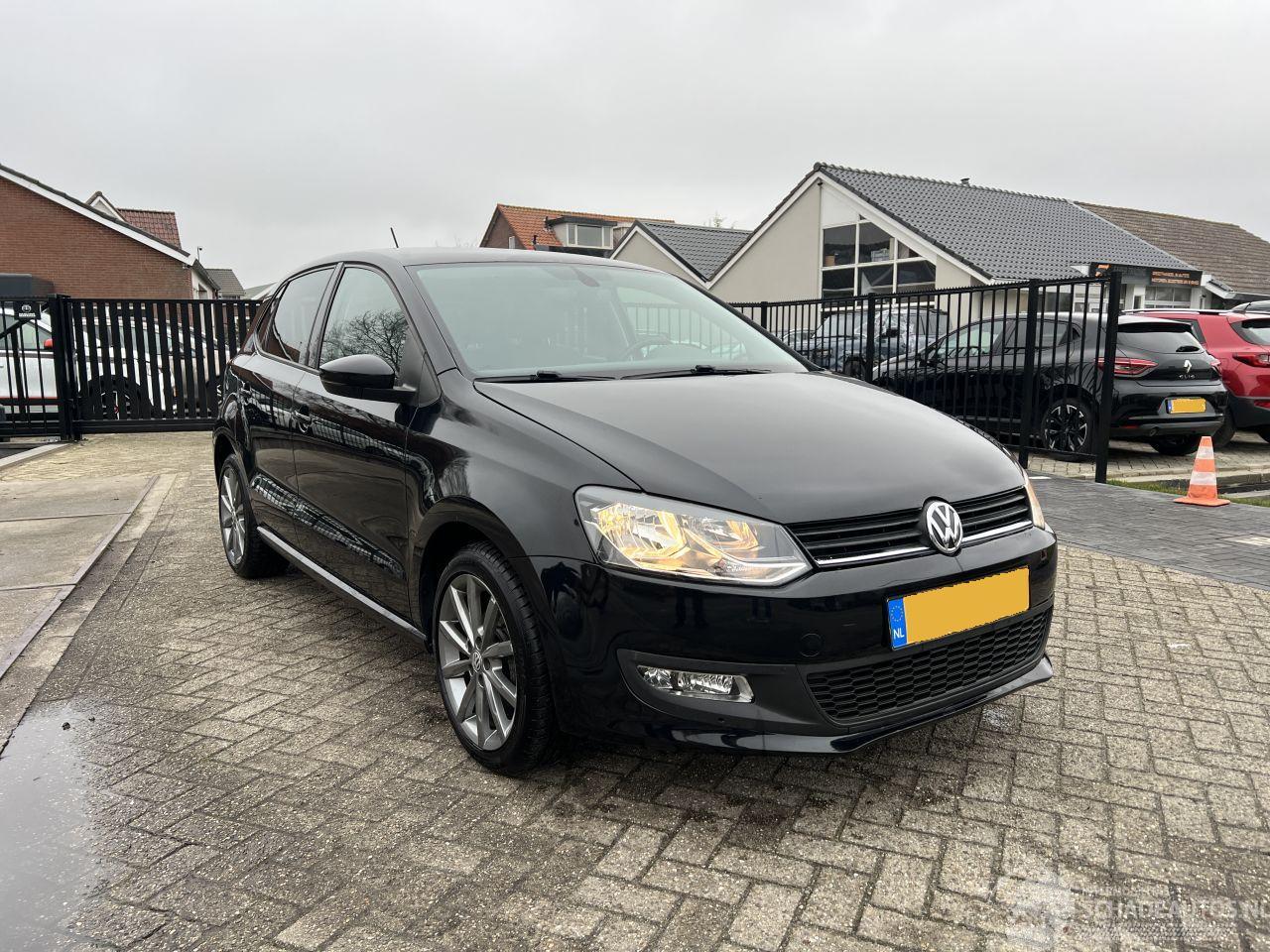 Volkswagen Polo 1.2 TSI First Edition - zeer netjes onderhouden | boekjes aanwezig