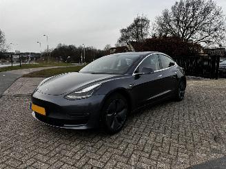Vaurioauto  passenger cars Tesla Model 3 LONGE RANGE AWD 75 KWH 2019/9