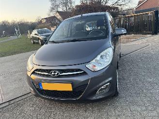damaged passenger cars Hyundai I-10 1.2 i-Motion Cool 87.488 KM !! 2011/2