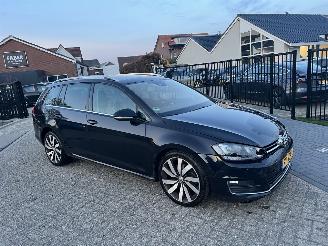 Volkswagen Golf 2.0 TDI Highline picture 9