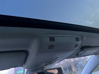 Volkswagen Golf 2.0 TDI Highline picture 22