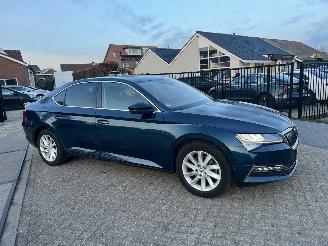 Skoda Superb 1.4 TSI iV Business Edition Plus picture 8