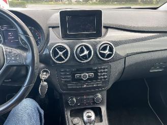 Mercedes B-klasse 180 Ambition picture 16