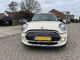 Mini One 1.2 One Business | 89.818 KM !! | AUTOMAAT !! picture 4