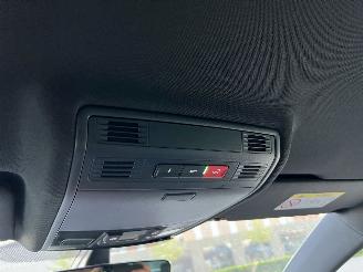 Volkswagen Golf 1.6 TDI Highline Business R picture 23