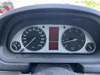 Mercedes B-klasse 150 Automaat !! apk tot maart 2027 picture 16
