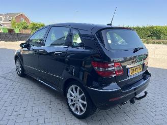 Mercedes B-klasse 150 Automaat !! apk tot maart 2027 picture 11