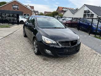 Opel Astra 1.6 Sport picture 2