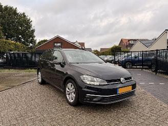 uszkodzony samochody osobowe Volkswagen Golf 1.0 TSI Comfortline | 33.325 km!! 2018/8