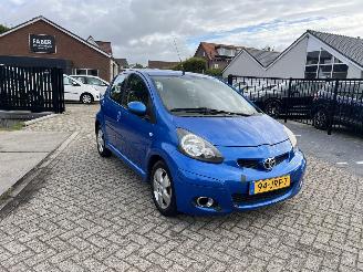Vaurioauto  passenger cars Toyota Aygo 1.0-12V airco 2009/9