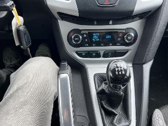 Ford Focus 1.0 EcoBoost Lease Trend motor kapot picture 24
